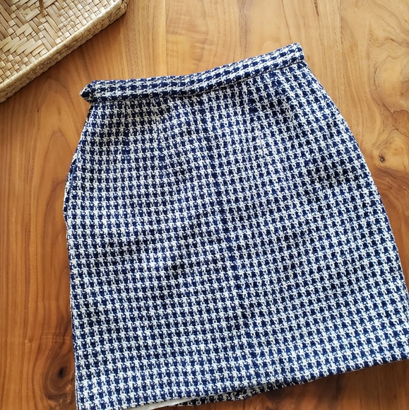 VINTAGE Wool Mini Skirt - Picture 4 of 6